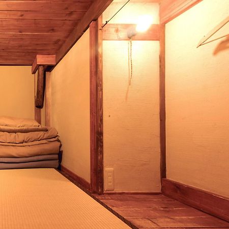 Guesthouse Yululu Кіото Екстер'єр фото