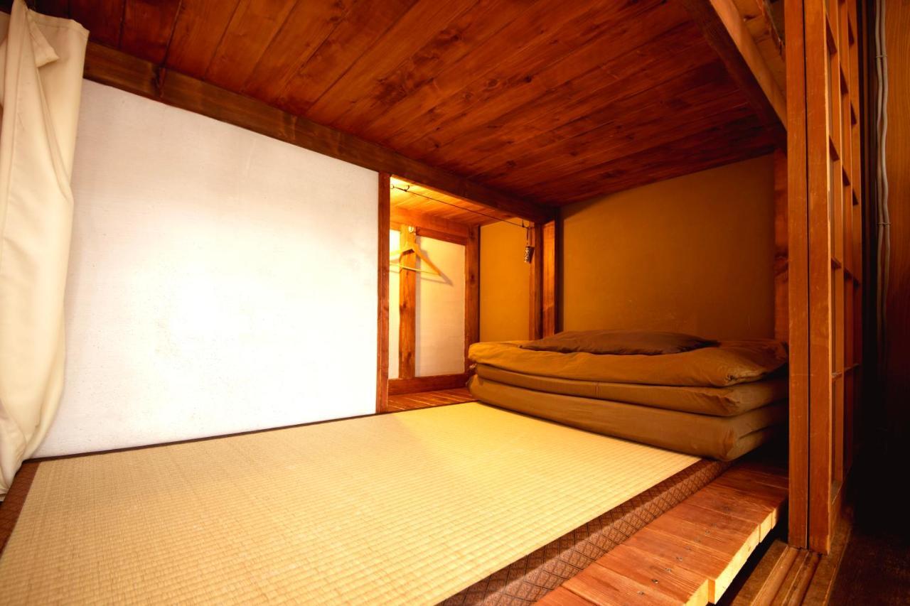 Guesthouse Yululu Кіото Екстер'єр фото